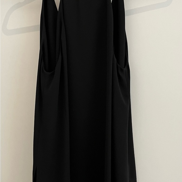 The “just enough skin” top! - Picture 3 of 4